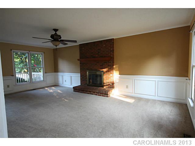 3100 Ivy Creek Road Gastonia, NC 28056 - Photo 3 of 10