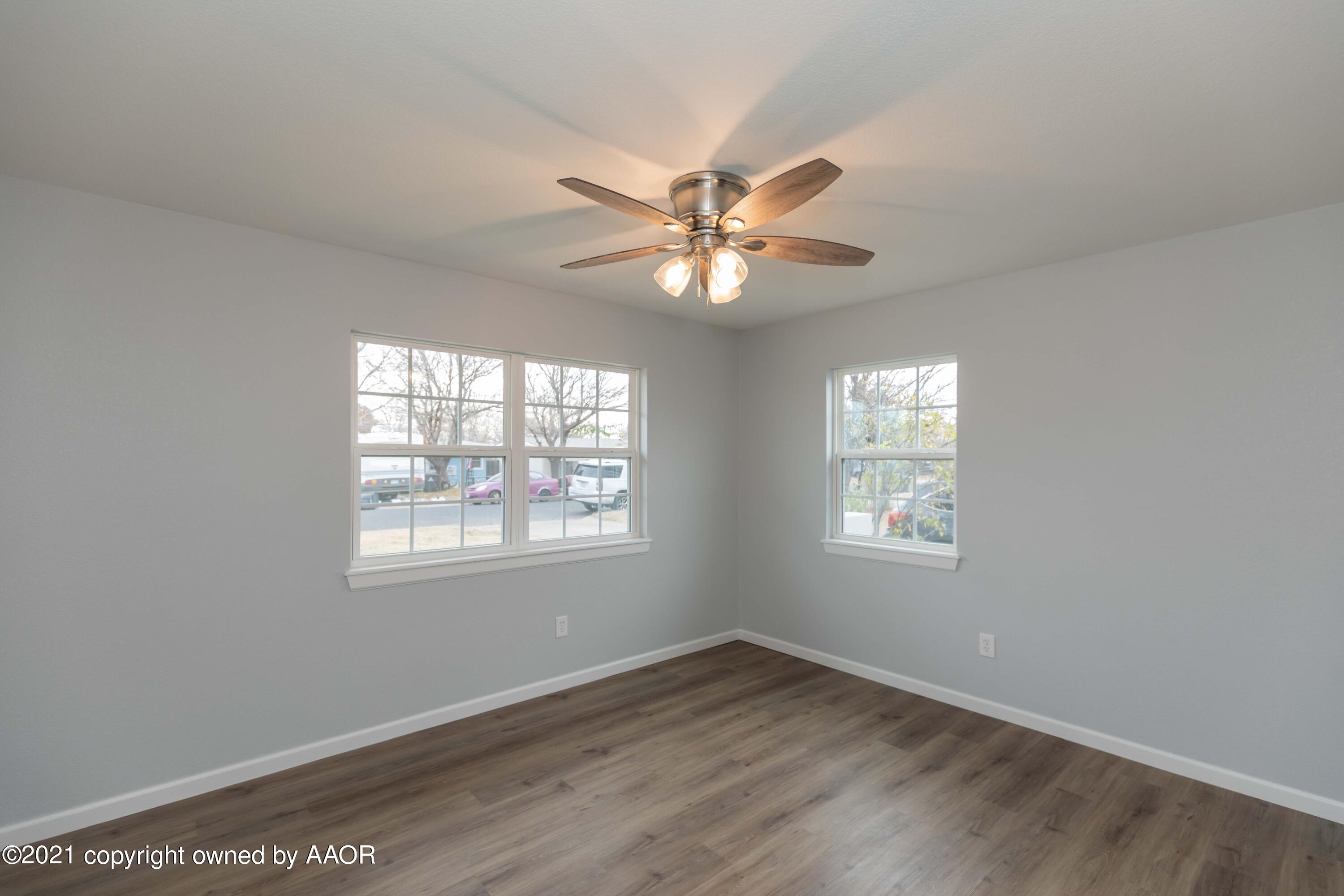 3808 Gables Street Amarillo, TX 79110 - Photo 16 of 23 a view of an empty room with a window