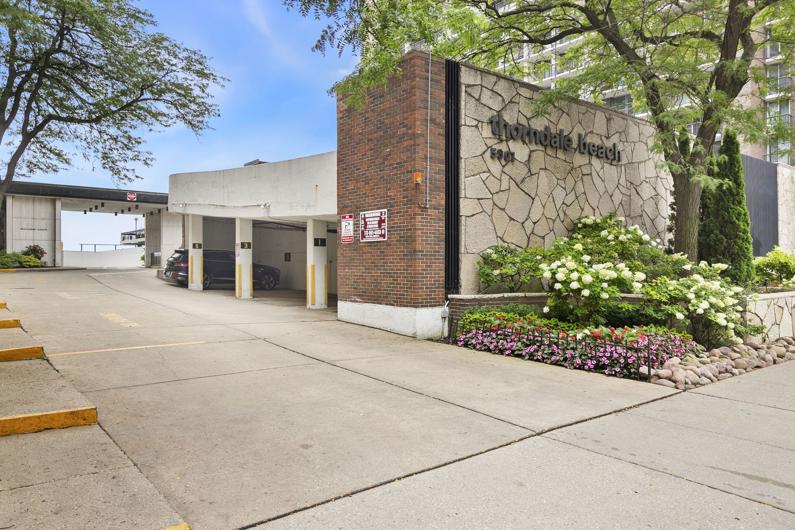 5901 North Sheridan Road, Unit 13F Chicago, IL 60660 - Photo 30 of 32 Gallery Image 30