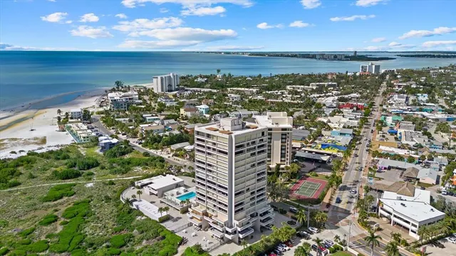 $1,649,000 | 5400 Ocean Boulevard, Unit 1704, Sarasota, FL 34242