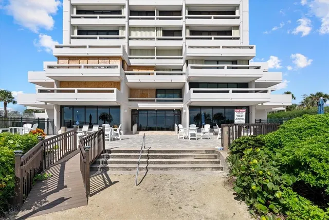 $1,649,000 | 5400 Ocean Boulevard, Unit 1704, Sarasota, FL 34242