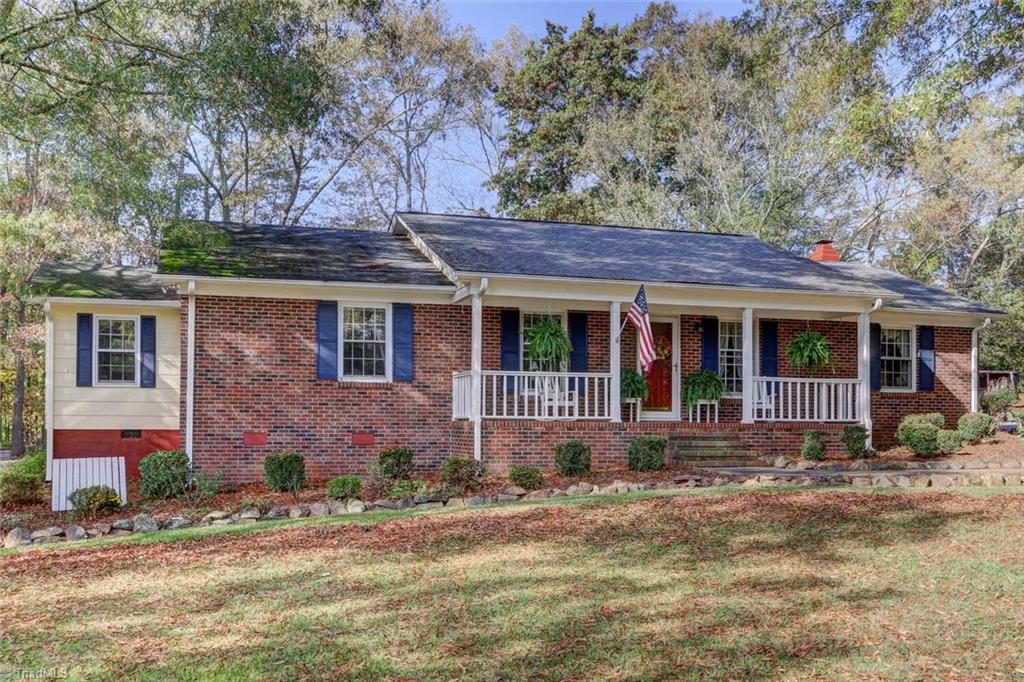 202 Calvary Road Stoneville, NC 27048 - Photo 4 of 33 Gallery Image 4