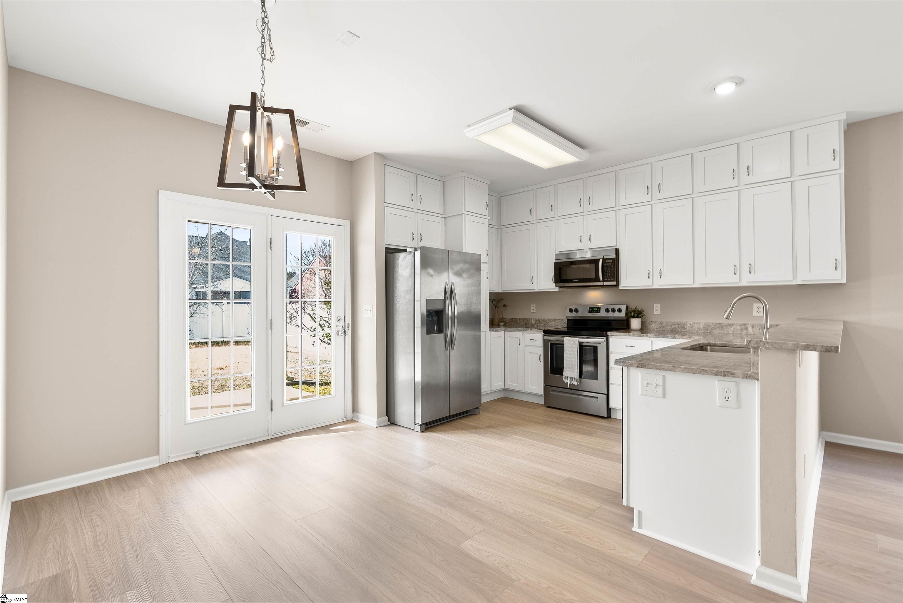 368 Robin Helton Drive Boiling Springs, SC 29316 - Photo 12 of 50