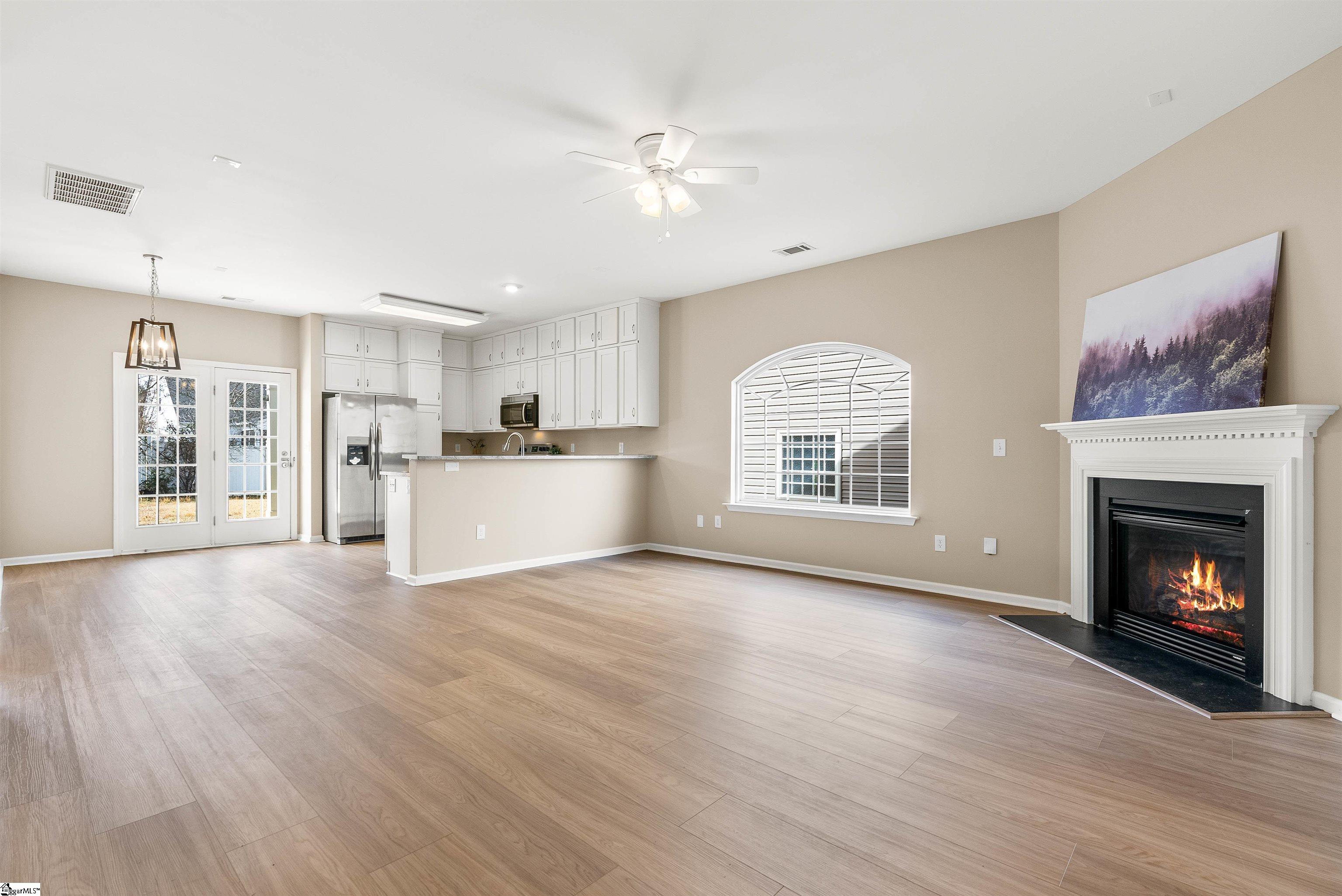 368 Robin Helton Drive Boiling Springs, SC 29316 - Photo 7 of 50