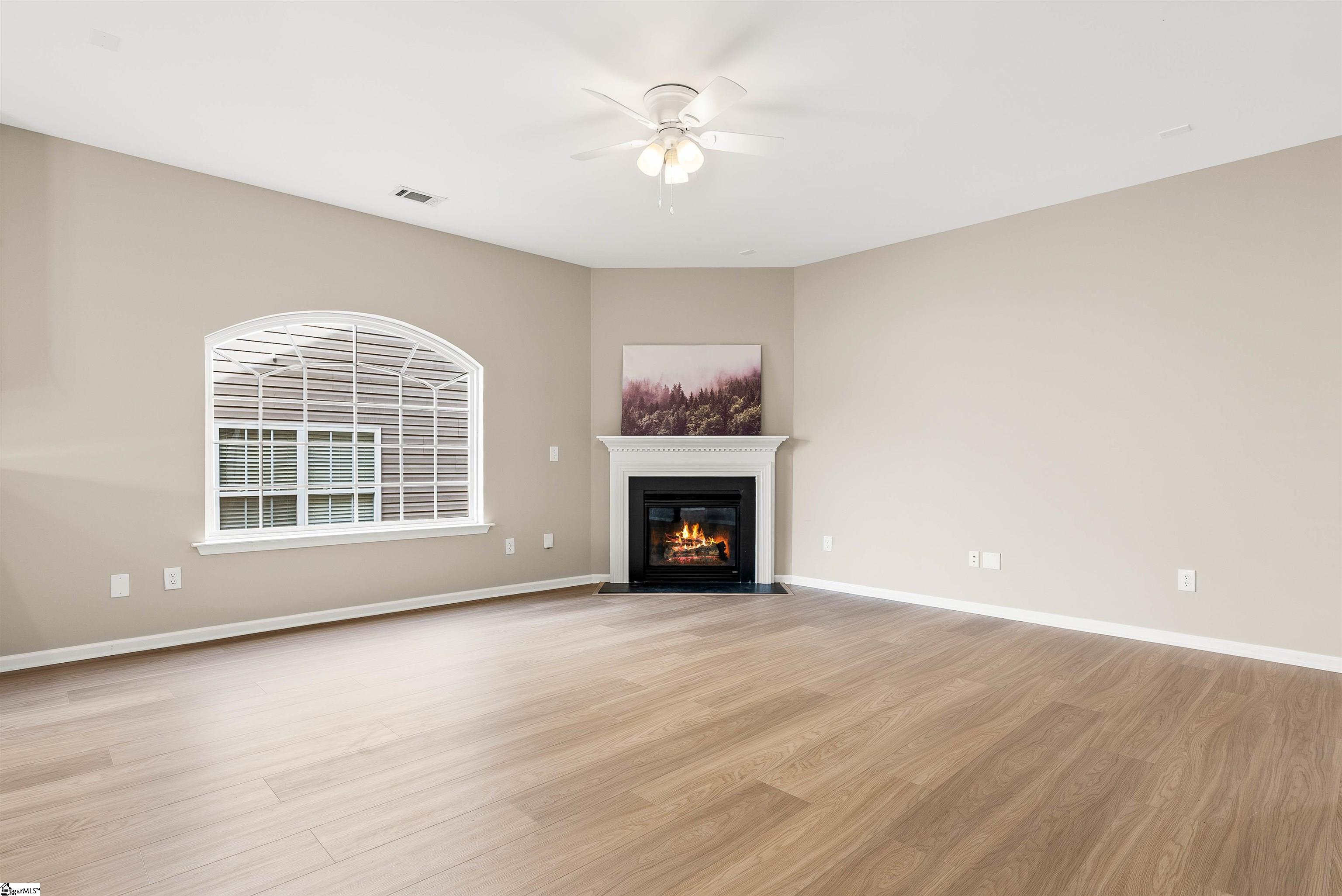 368 Robin Helton Drive Boiling Springs, SC 29316 - Photo 8 of 50