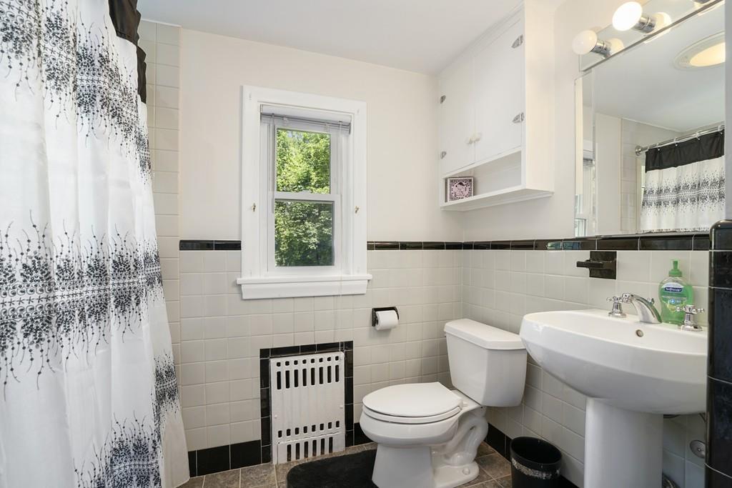 155 Pleasant Street Lexington, MA 02421 - Photo 18 of 32 Gallery Image 18