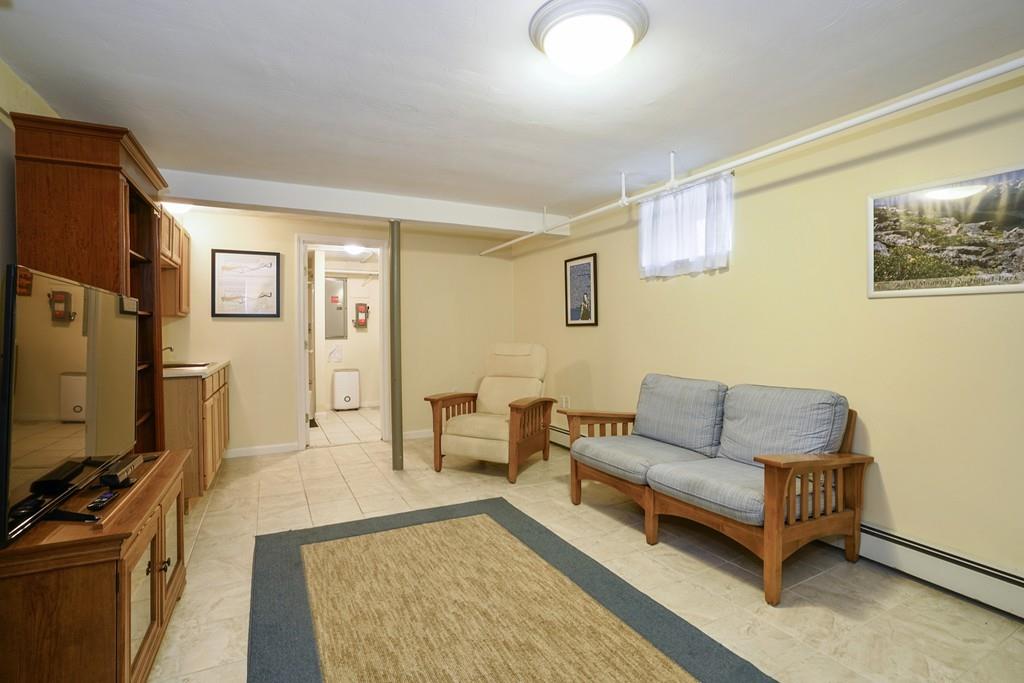 155 Pleasant Street Lexington, MA 02421 - Photo 19 of 32 Gallery Image 19