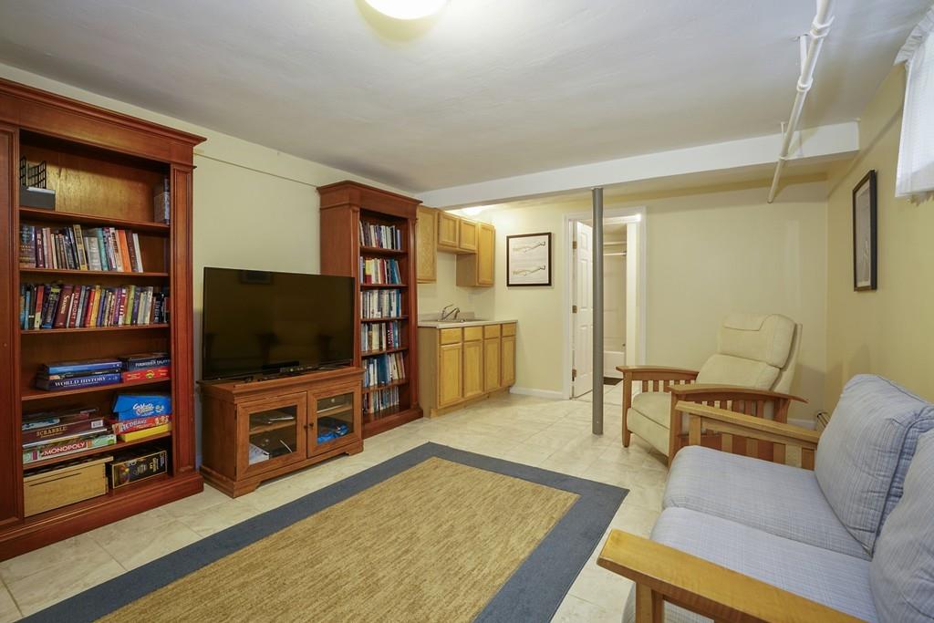 155 Pleasant Street Lexington, MA 02421 - Photo 20 of 32 Gallery Image 20