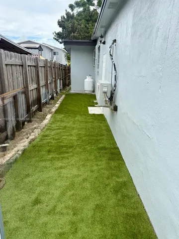 $1,450 | 10357 Southwest 174th Terrace, Unit 1, Miami, FL 33157