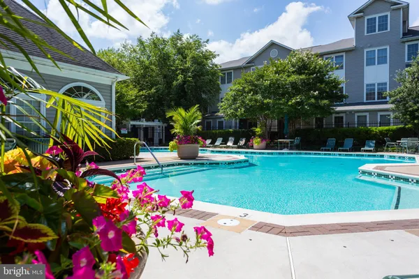 $419,000 | 4506 Superior Square, Unit 4506, Fairfax, VA 22033