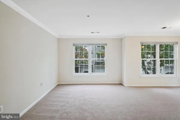 $419,000 | 4506 Superior Square, Unit 4506, Fairfax, VA 22033