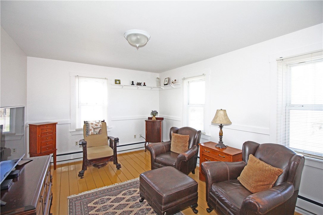 481 Oliphant Lane Middletown, RI 02842 - Photo 34 of 45