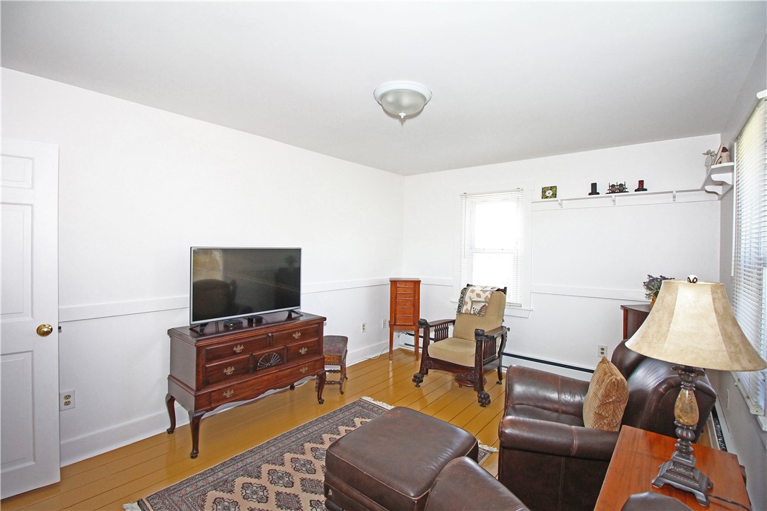 481 Oliphant Lane Middletown, RI 02842 - Photo 35 of 45