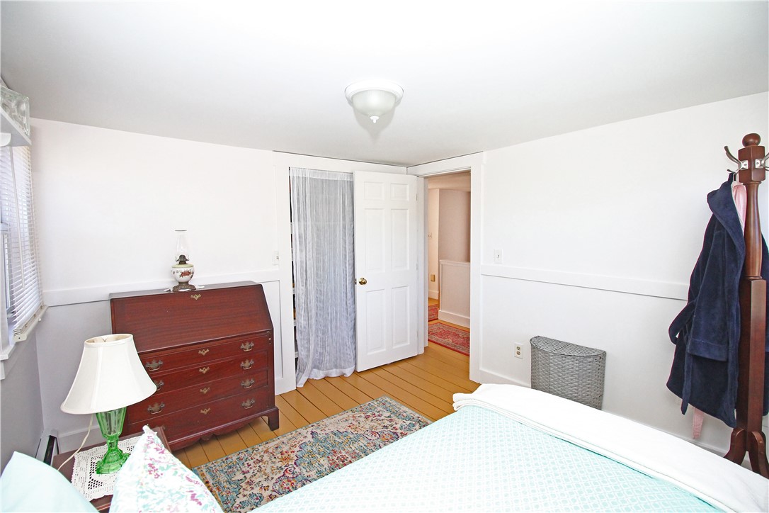 481 Oliphant Lane Middletown, RI 02842 - Photo 36 of 45