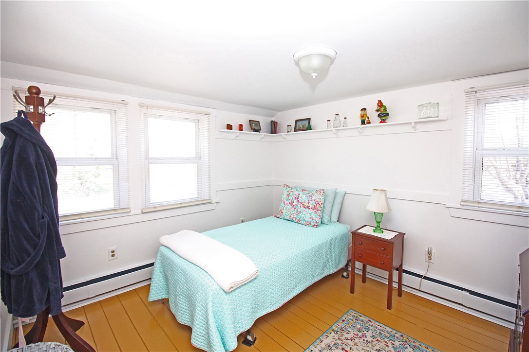 481 Oliphant Lane Middletown, RI 02842 - Photo 37 of 45