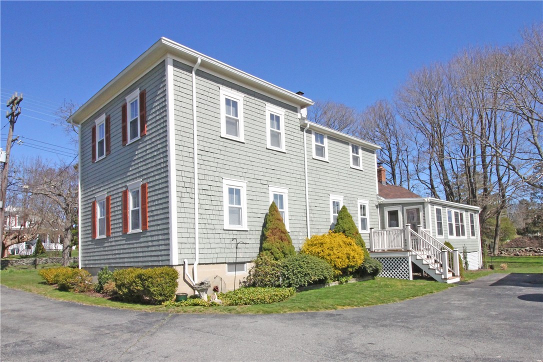 481 Oliphant Lane Middletown, RI 02842 - Photo 7 of 45