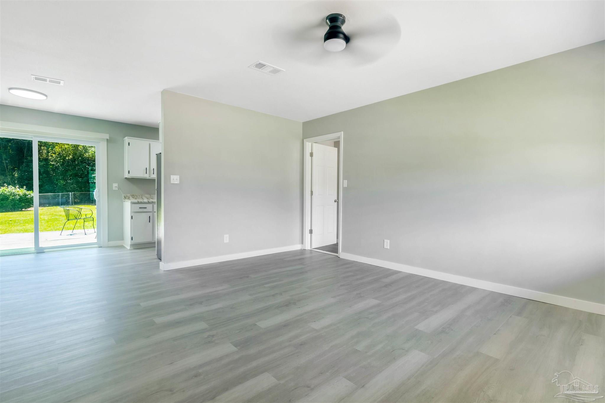 517 Ronda Street Pensacola, FL 32534 - Photo 12 of 42 Gallery Image 12
