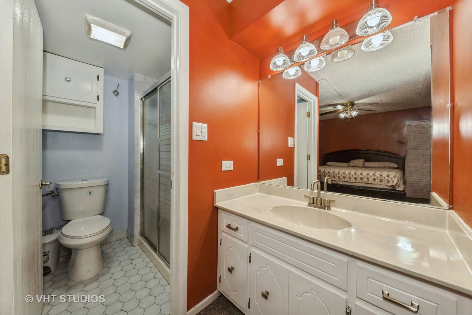 10532 Ridge Cove Drive, Unit 16A Chicago Ridge, IL 60415 - Photo 10 of 15 Gallery Image 10