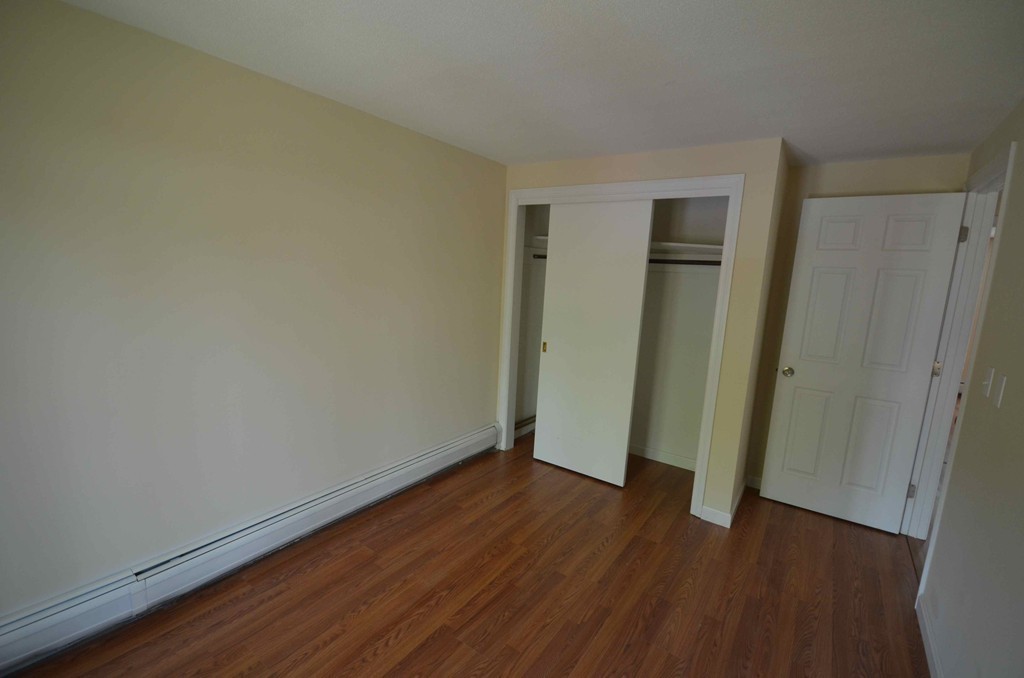 9 Sutton Court, Unit 9 Amherst, MA 01002 - Photo 12 of 20 Gallery Image 12