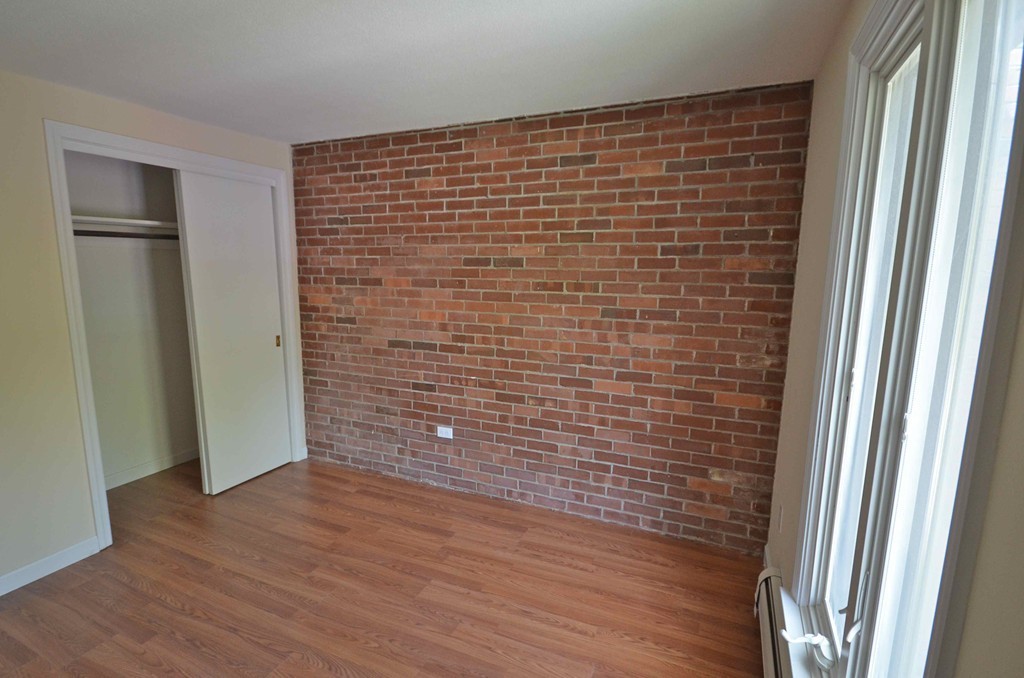 9 Sutton Court, Unit 9 Amherst, MA 01002 - Photo 14 of 20 Gallery Image 14