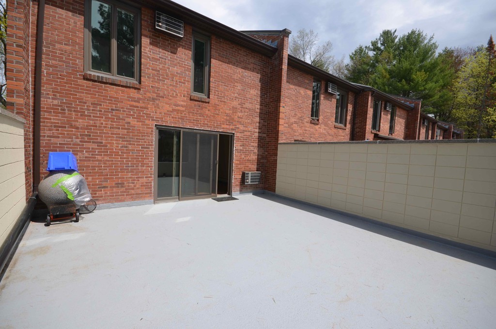 9 Sutton Court, Unit 9 Amherst, MA 01002 - Photo 18 of 20 Gallery Image 18