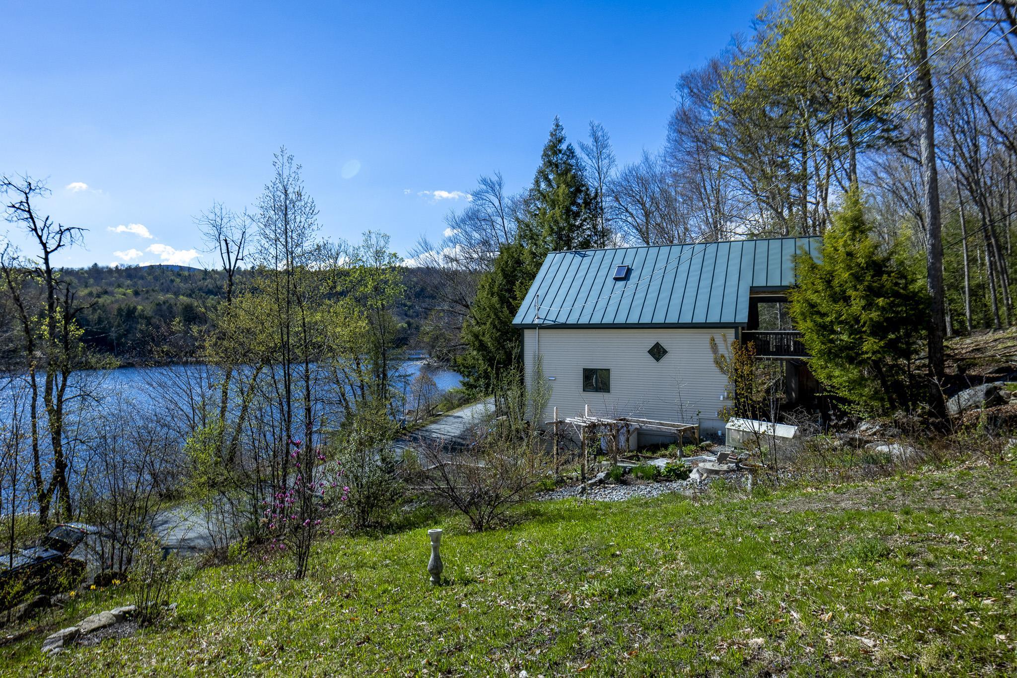 1068 Goose Pond Road Canaan, NH 03741 - Photo 37 of 38