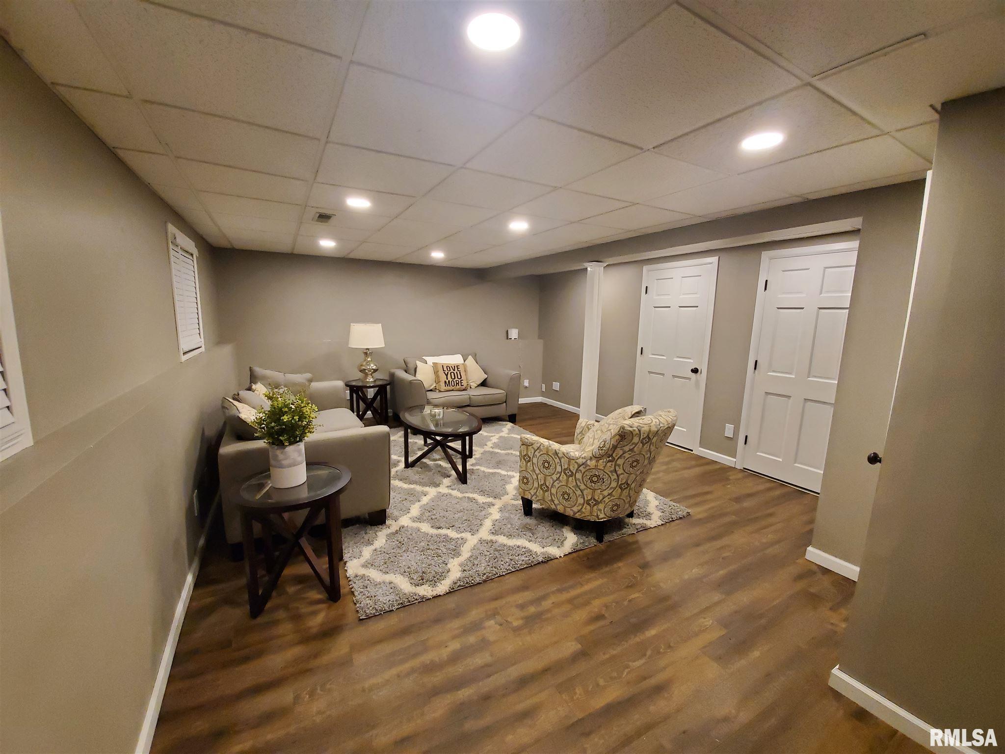 2506 North Raney Street Effingham, IL 62401 - Photo 17 of 21 Gallery Image 17
