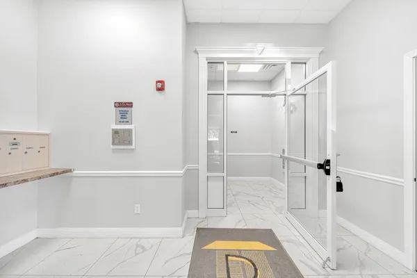 $649,900 | 441 Washington Street, Unit 301, Dedham, MA 02026