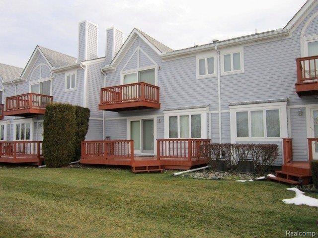 103 Milton Road Algonac, MI 48001 - Photo 3 of 22 IMG_0265 (Small).JPG
