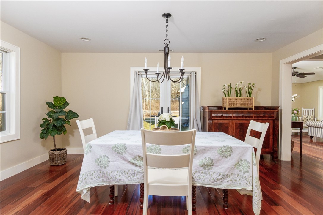 750 Gilbert Stuart Road North Kingstown, RI 02874 - Photo 15 of 44 Dining Room