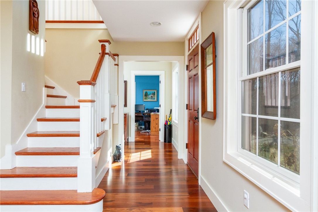 750 Gilbert Stuart Road North Kingstown, RI 02874 - Photo 25 of 44 Staircase to second floor