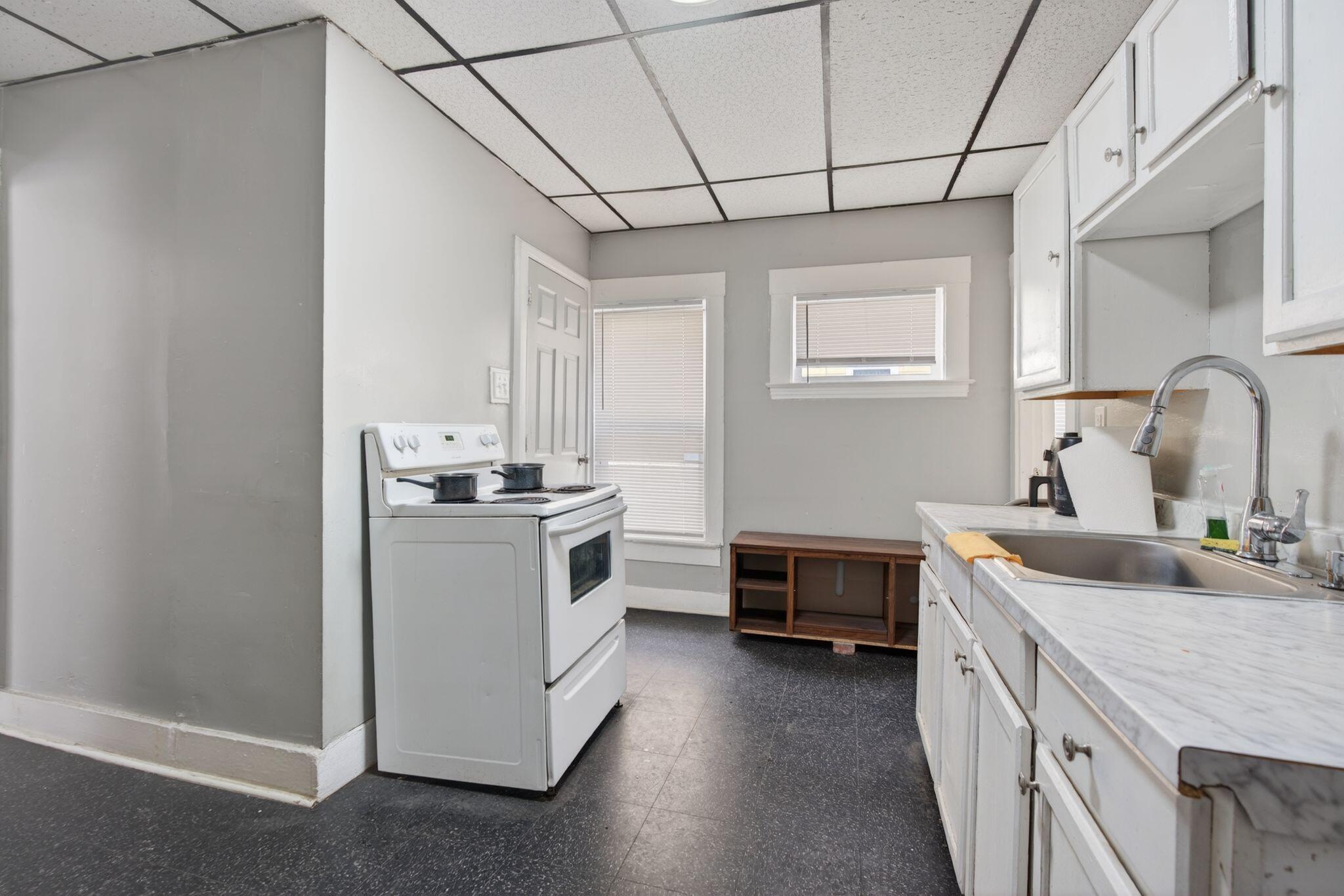 153 Pine Street Lewiston, ME 04240 - Photo 24 of 38 Unit 1 Kitchen