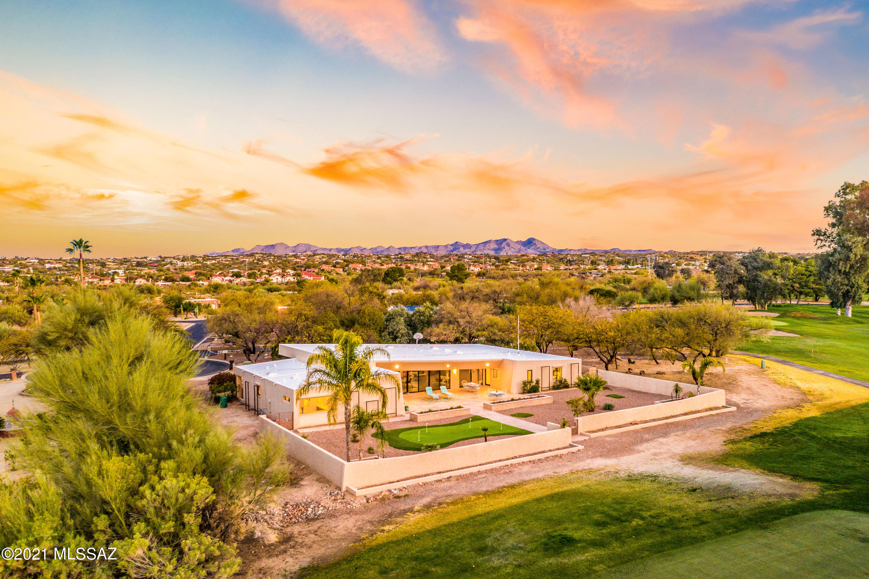 435 West Rapa Place Tucson, AZ 85737 - Photo 1 of 45