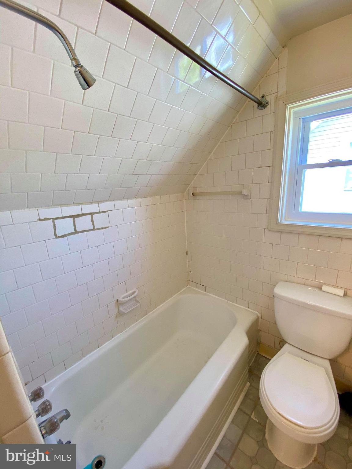 4003 Ridgecroft Road, Unit 2 Baltimore, MD 21206 - Photo 3 of 8