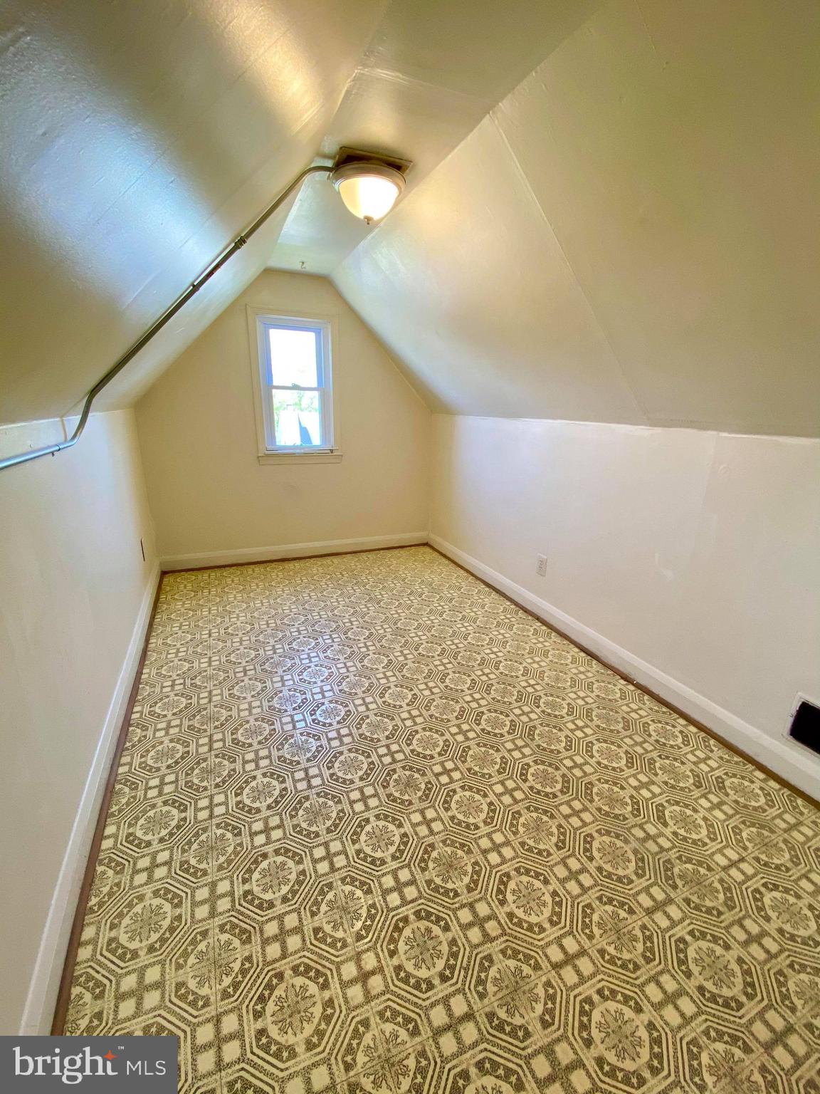 4003 Ridgecroft Road, Unit 2 Baltimore, MD 21206 - Photo 8 of 8