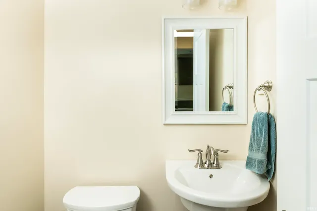 $499,900 | 1256 East Zinnia Drive, Bloomington, IN 47401