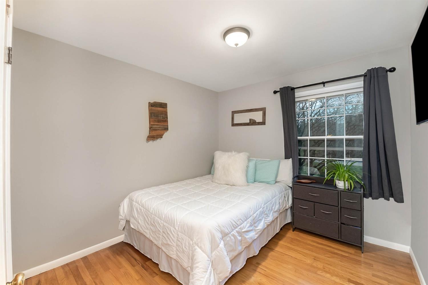 3738 Hanley Road Cincinnati, OH 45247 - Photo 20 of 25