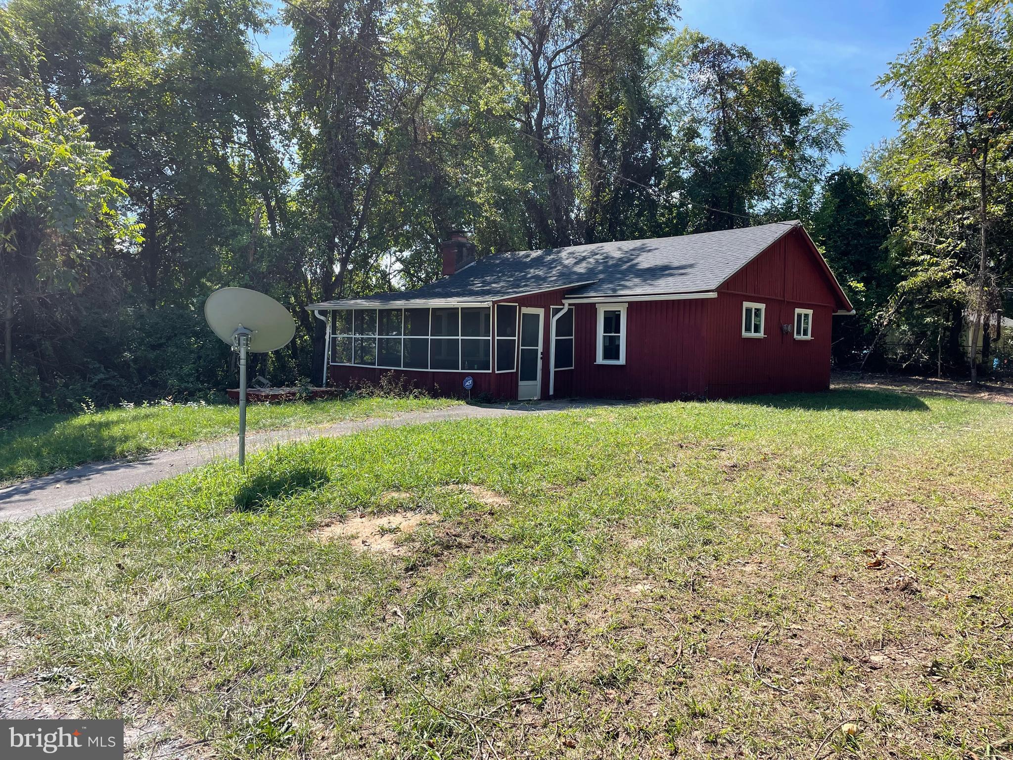 207 Raging River Road Falling Waters, WV 25419 - Photo 3 of 17 Front yard