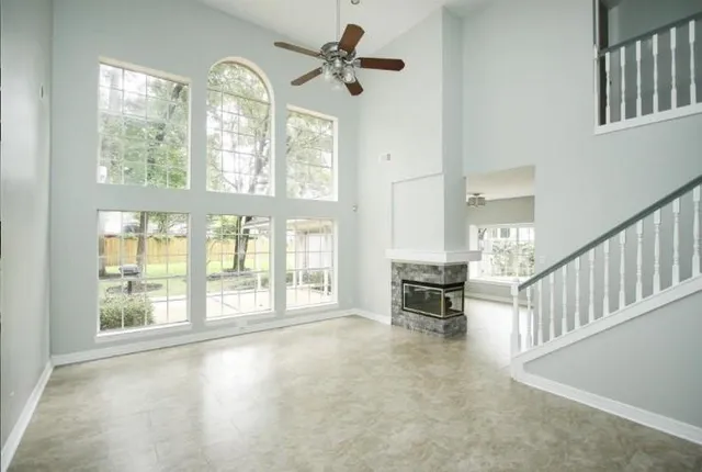 a view of entryway and hall