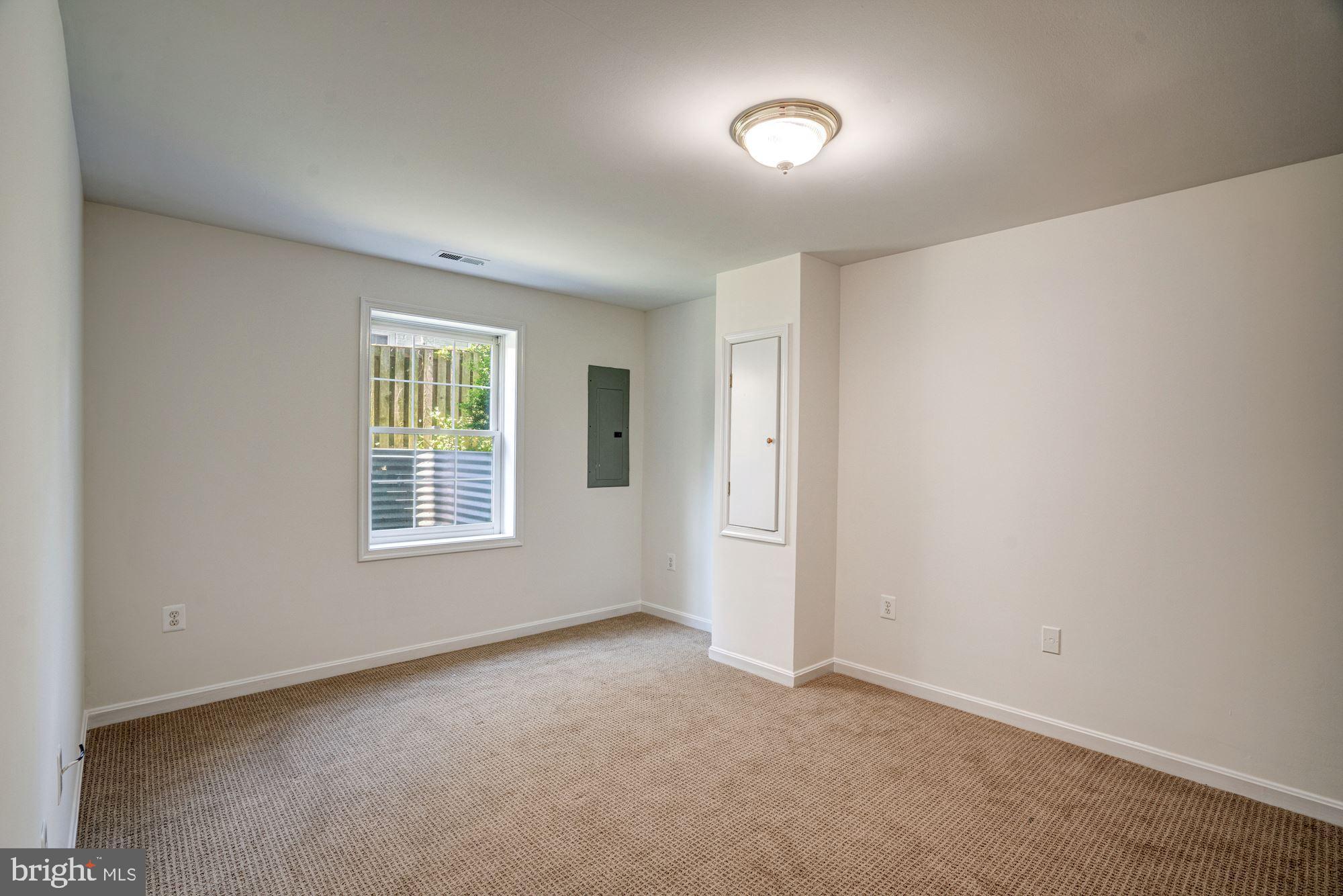 9508 Edgeley Road Bethesda, MD 20814 - Photo 30 of 35 Gallery Image 30