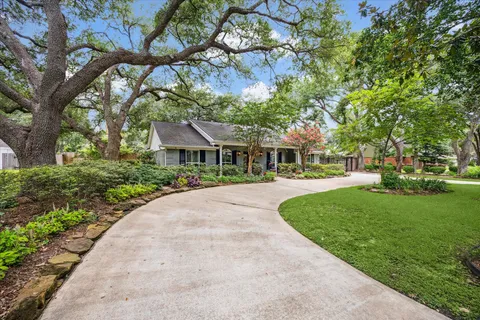 $699,000 | 9006 Bonhomme Road, Houston, TX 77074