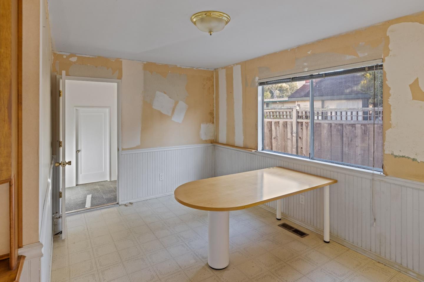 821 Cedar Street Pacific Grove, CA 93950 - Photo 12 of 25