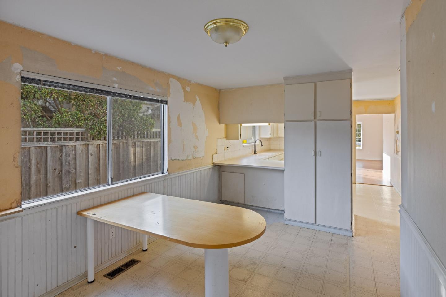 821 Cedar Street Pacific Grove, CA 93950 - Photo 13 of 25