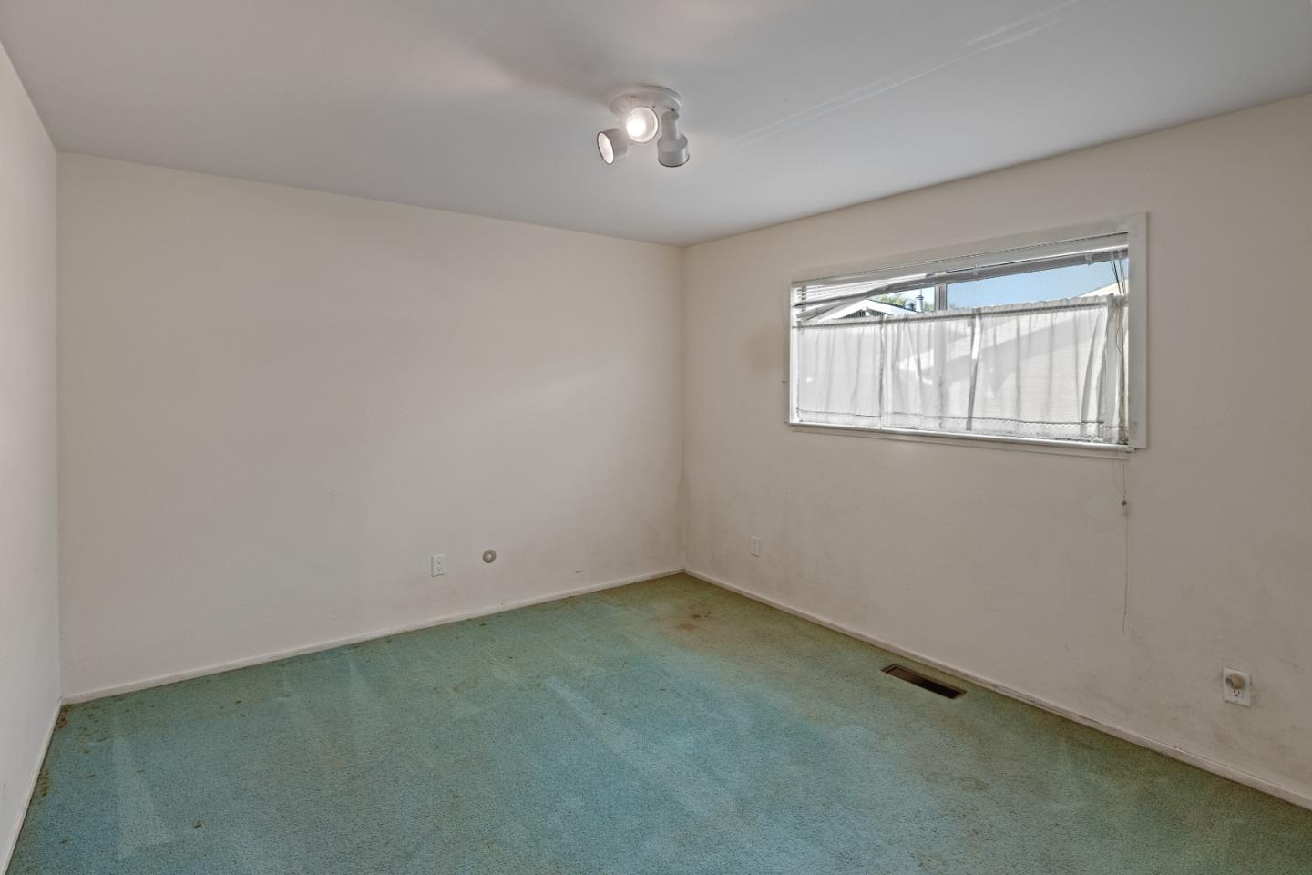 821 Cedar Street Pacific Grove, CA 93950 - Photo 18 of 25