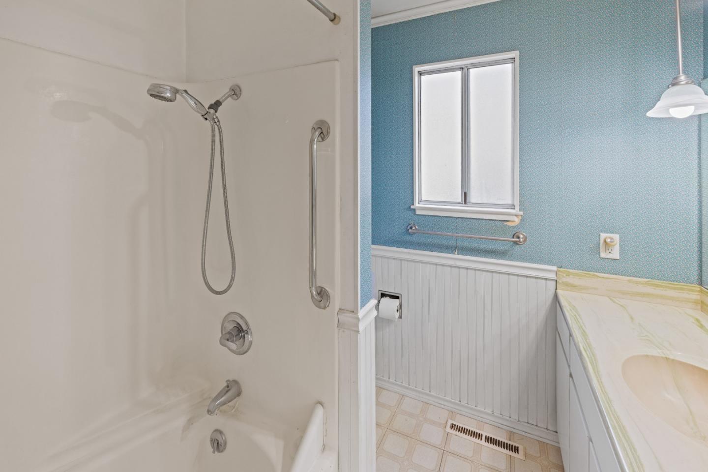 821 Cedar Street Pacific Grove, CA 93950 - Photo 21 of 25