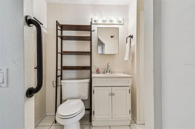 $1,075,000 | 10104 Sandpiper Road East, Bradenton, FL 34209