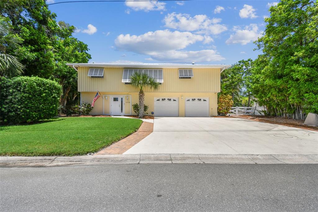 10104 Sandpiper Road East Bradenton, FL 34209 - Photo 3 of 83