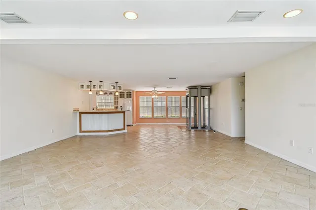 $1,075,000 | 10104 Sandpiper Road East, Bradenton, FL 34209