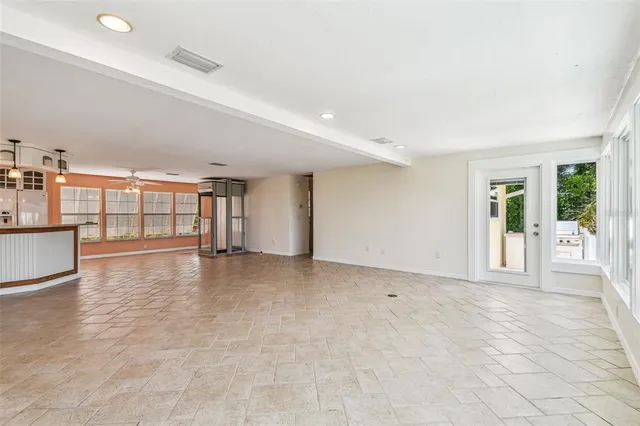 $1,075,000 | 10104 Sandpiper Road East, Bradenton, FL 34209