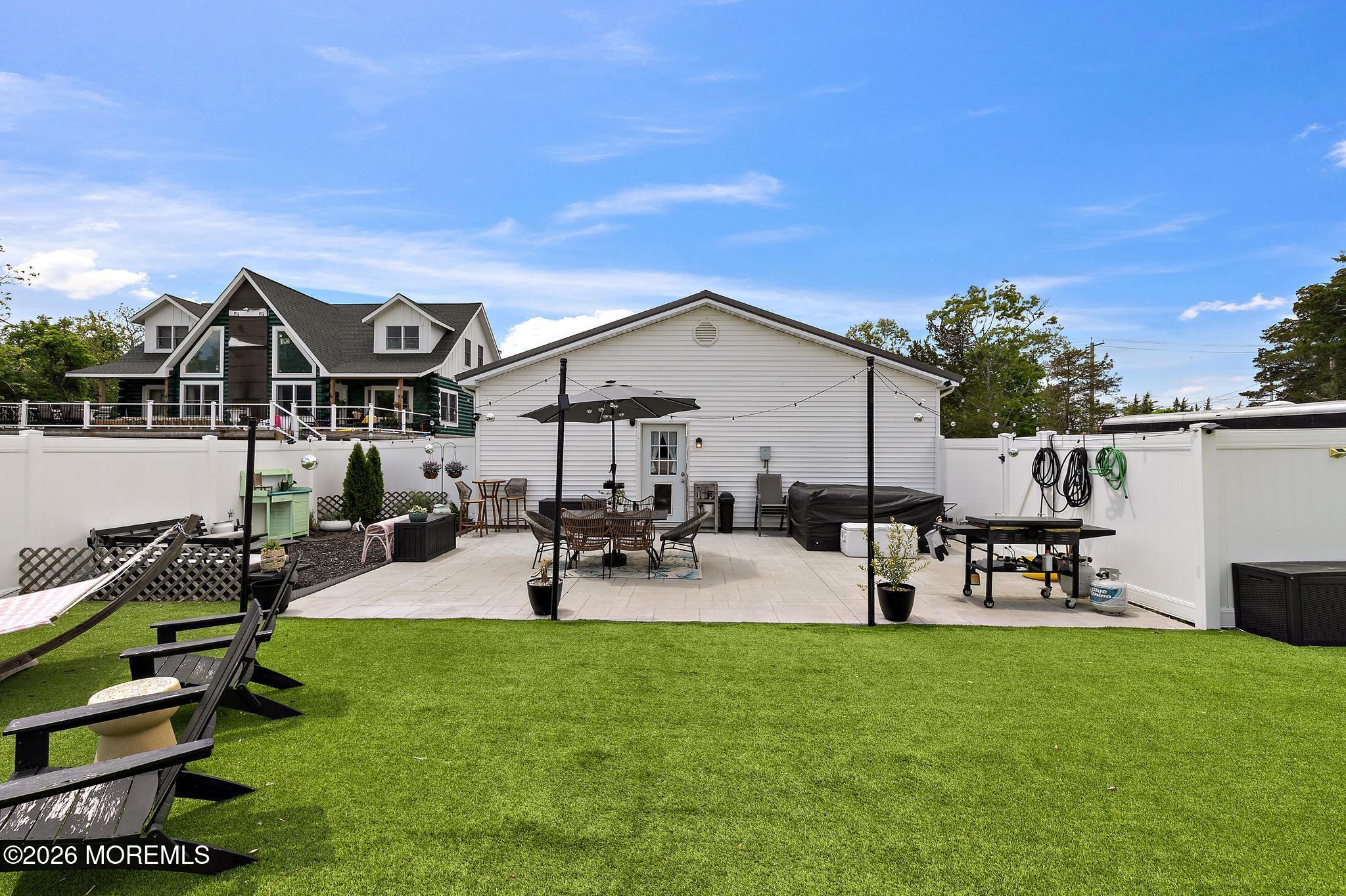 413 South Green Street Tuckerton, NJ 08087 - Photo 35 of 42 yard and patio
